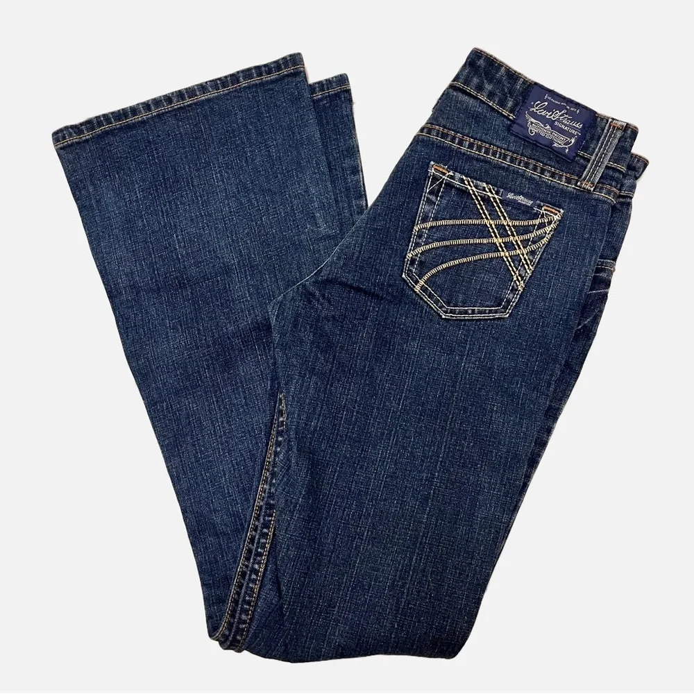 Levi’s Signature Stretch Low Rise Flare Jeans Juniors Size 3 EUC - Picture 3 of 5